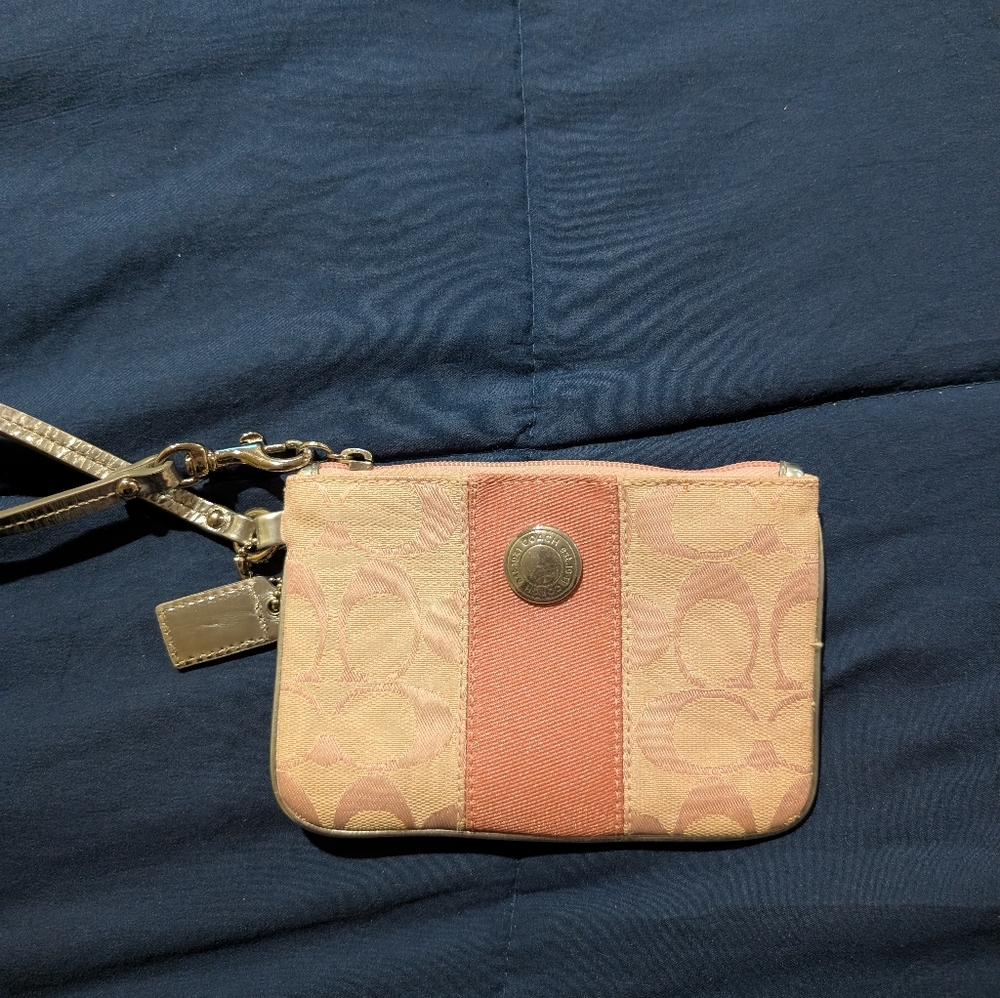 Coach Cornerzip Wristlet